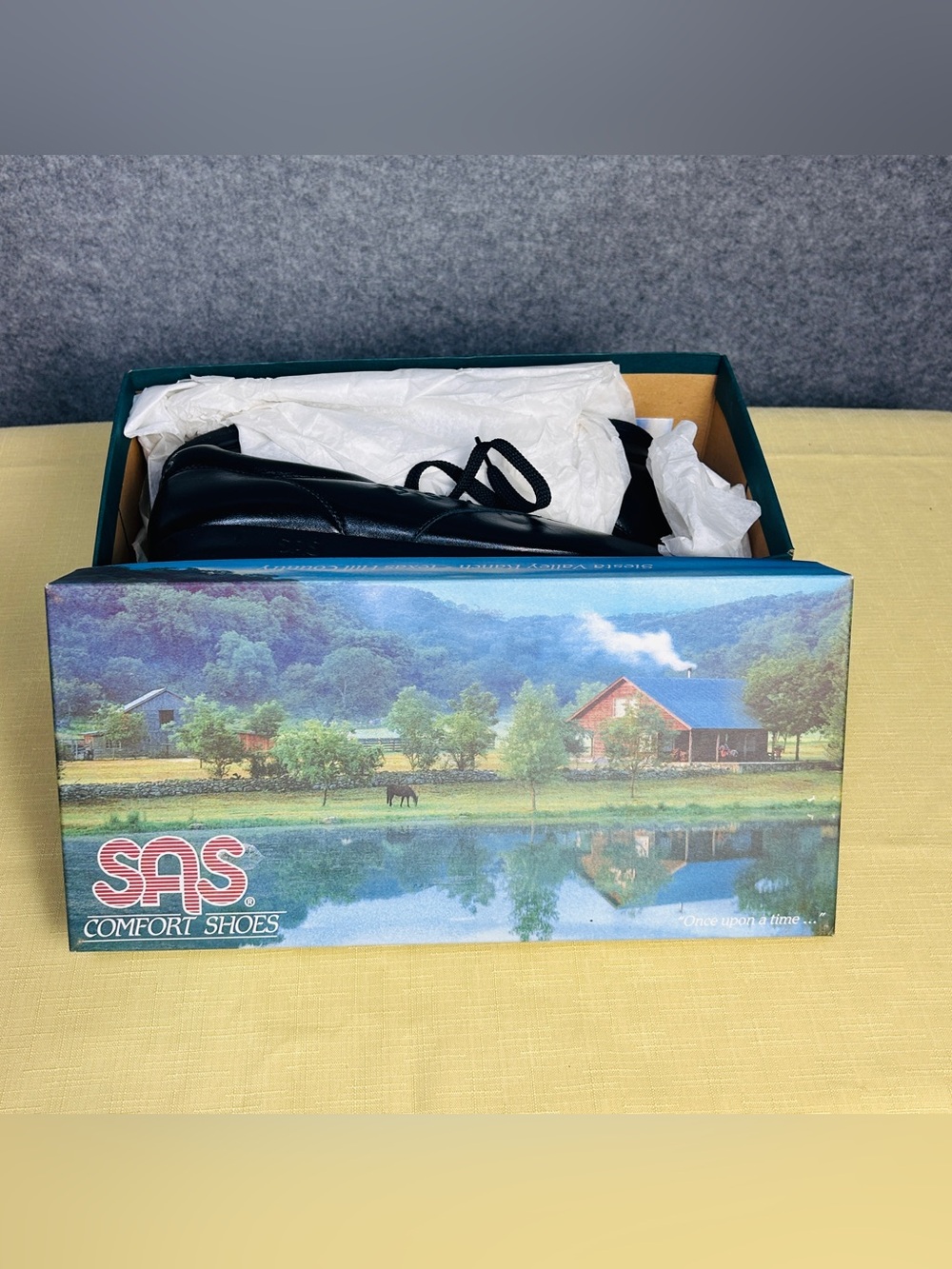 SAS Free Time Women’s 9 Black Leather Comfort Walking Shoes New Complete In Box - Picture 2 of 10